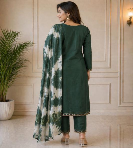 GREEN KURTI SET