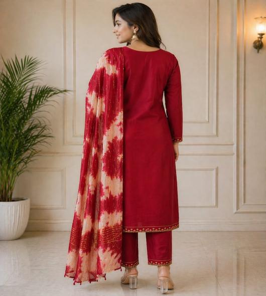 RED KURTI SET